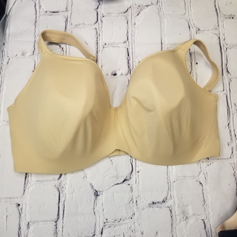 Cacique beige full coverage underwire bra